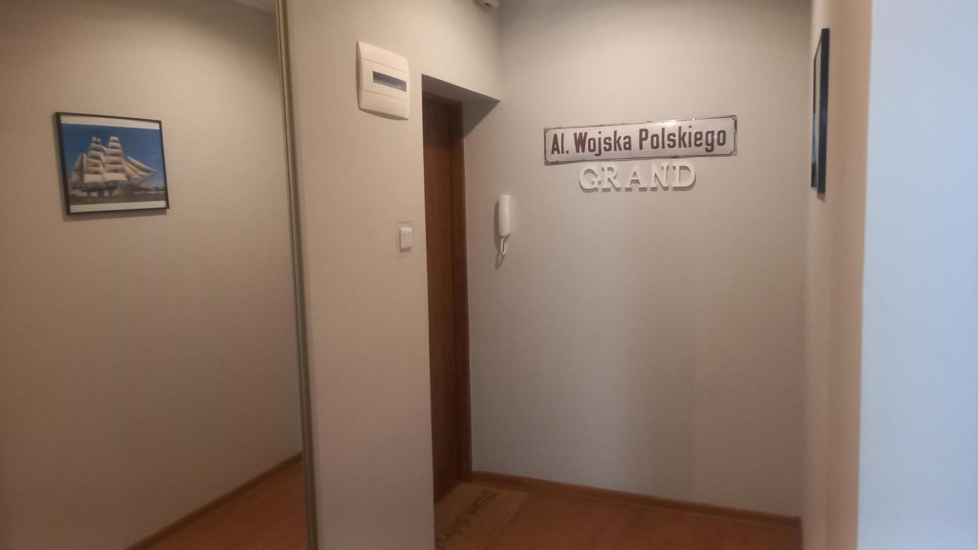 Appartamento Apartament Grand Danzica Esterno foto